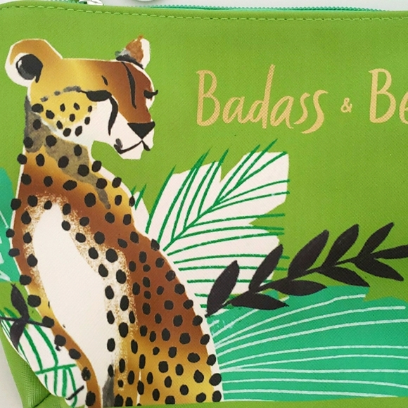 Hallmark cheetah small pouch bag - Picture 2 of 8